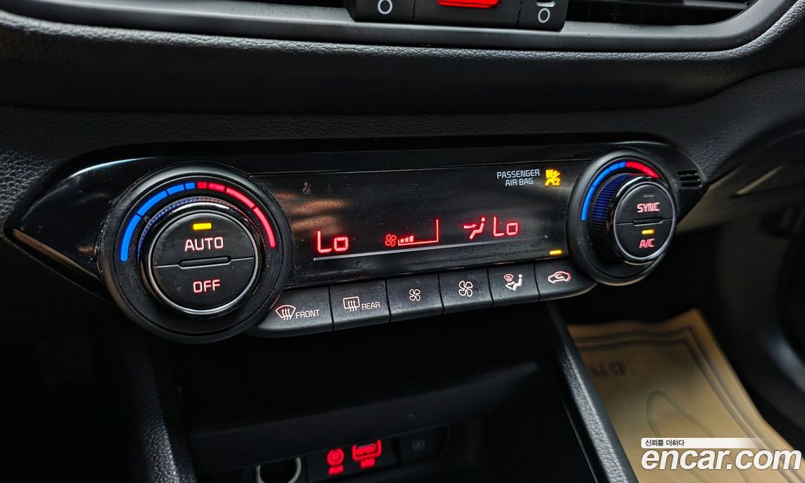 Kia K3 2nd Gen фото 30