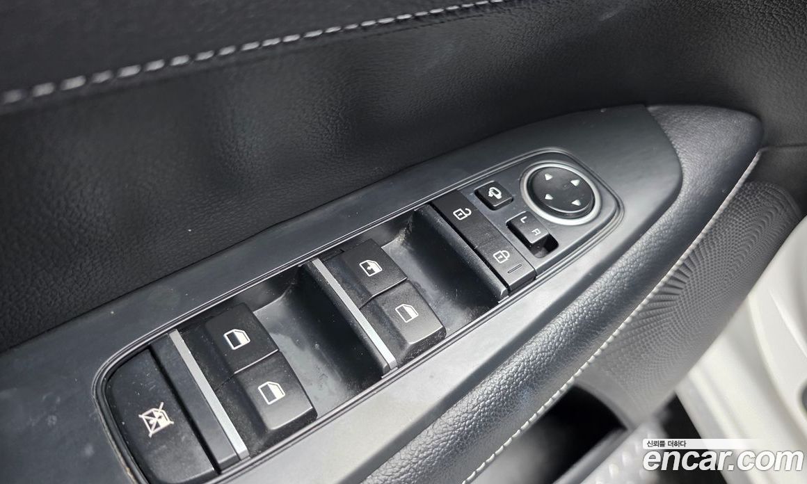 Kia K3 2nd Gen фото 32