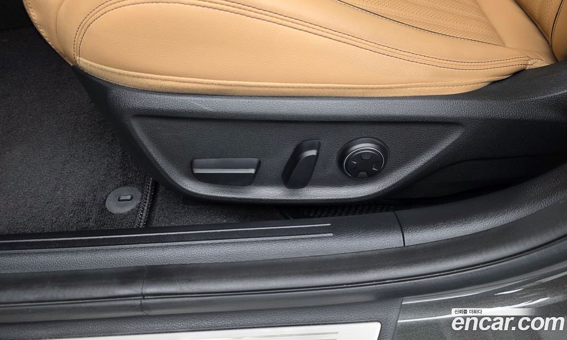 Genesis G70 Restyling фото 31