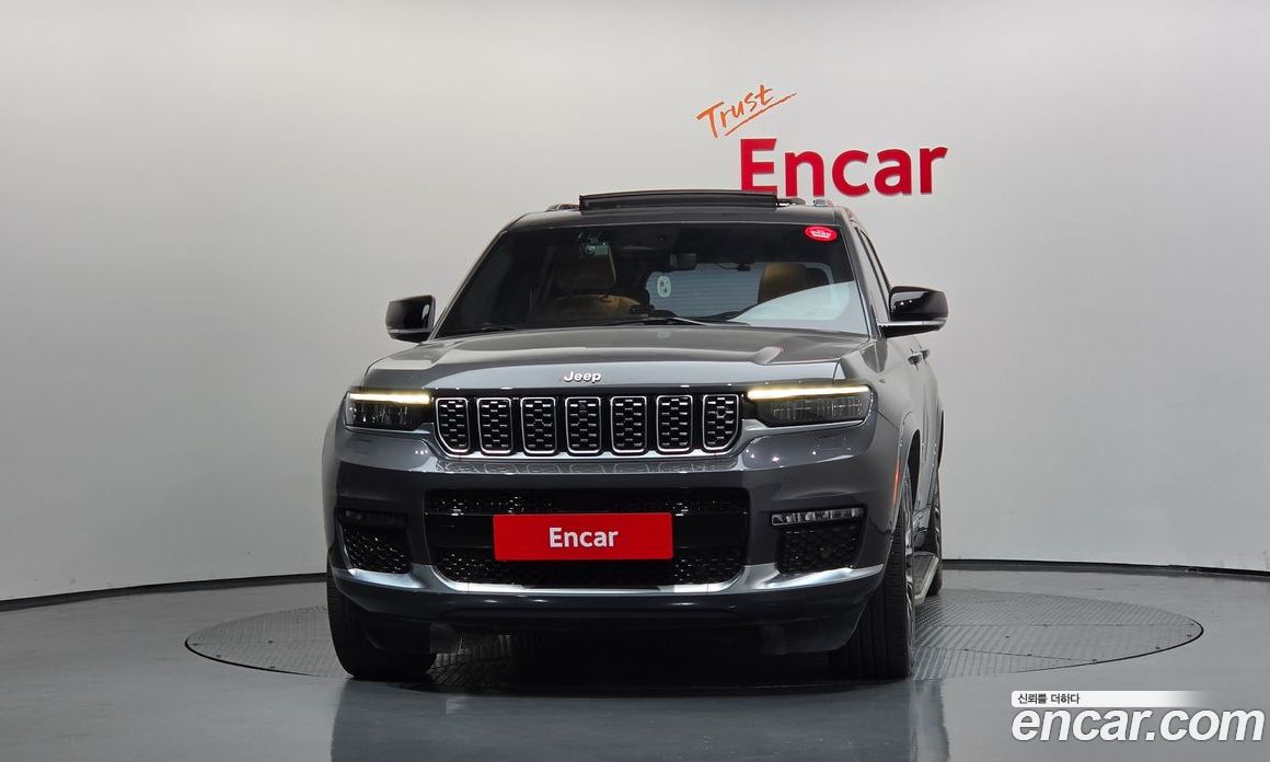 Jeep Grand Cherokee (WL) фото 3