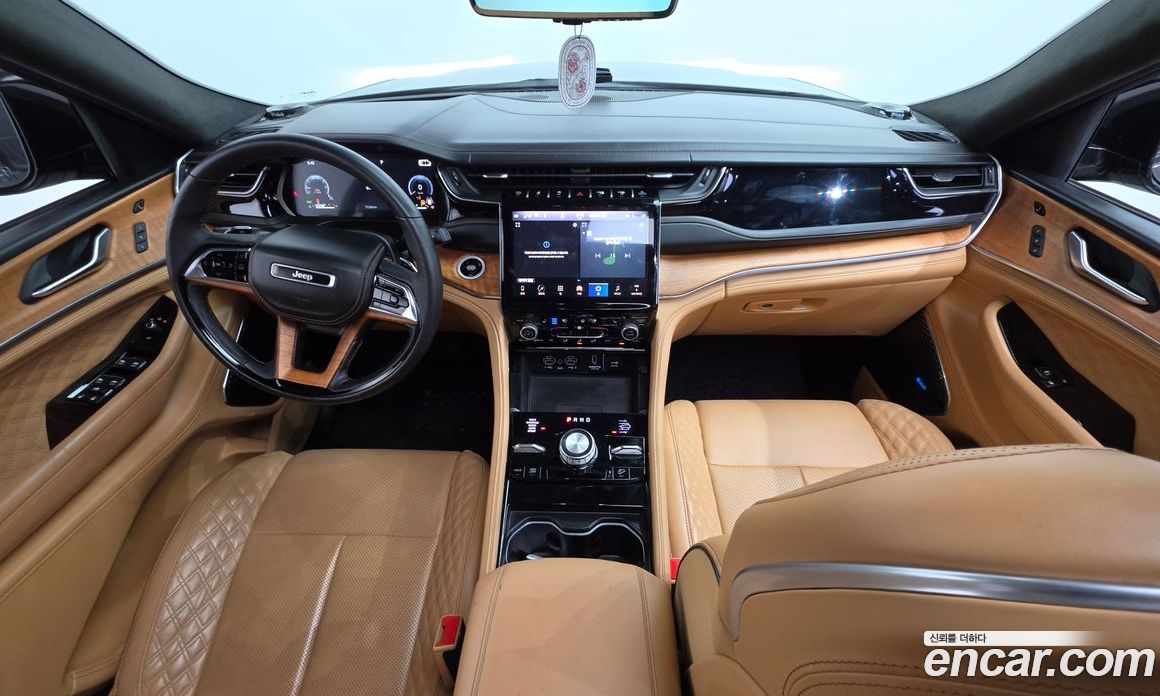 Jeep Grand Cherokee (WL) фото 7