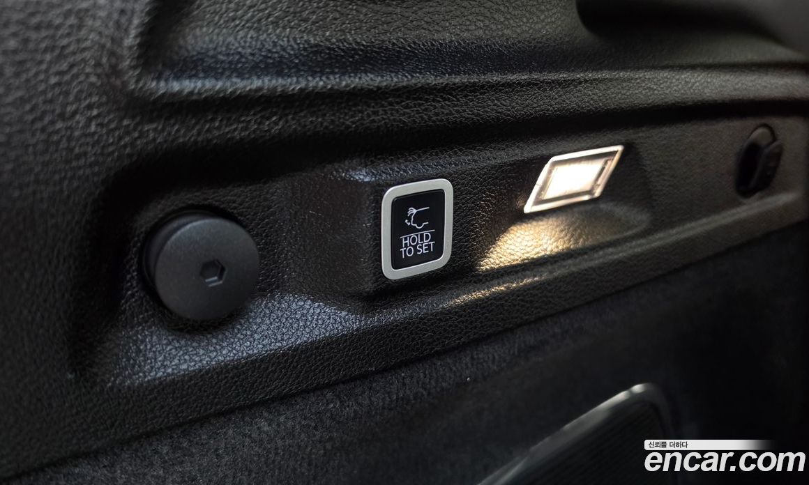 Jeep Grand Cherokee (WL) фото 15