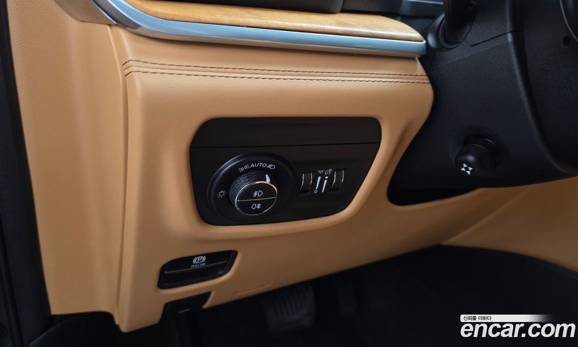 Jeep Grand Cherokee (WL) фото 29