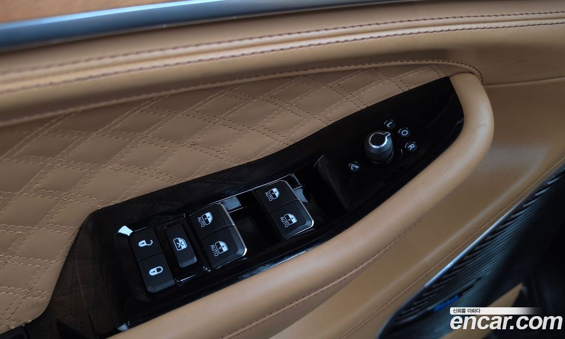Jeep Grand Cherokee (WL) фото 38