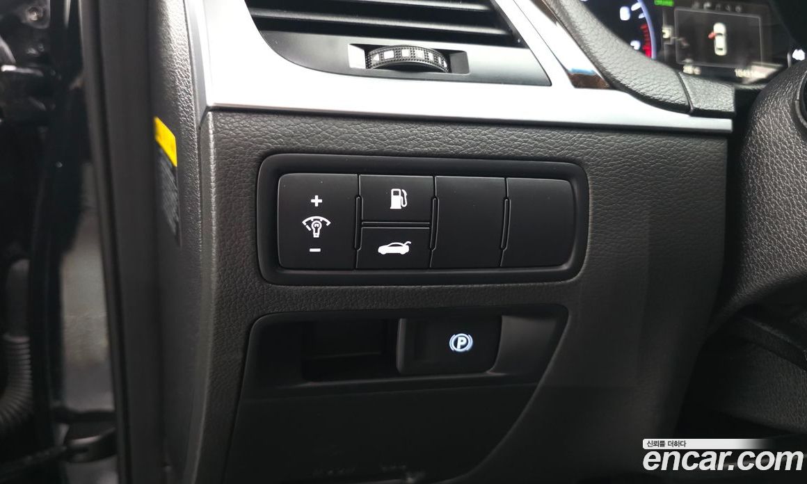 Hyundai Genesis (DH) фото 19