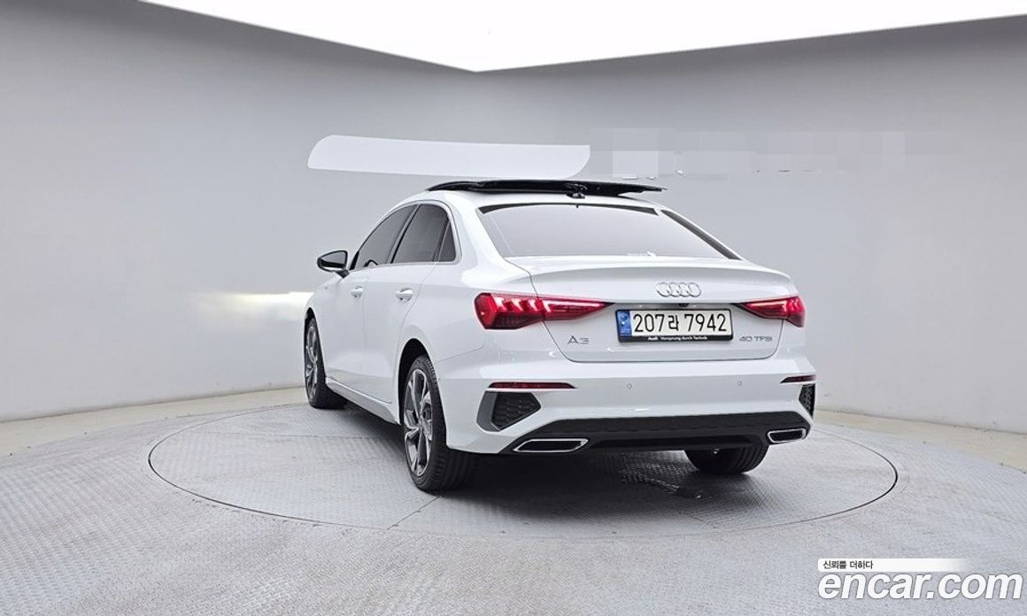 Audi A3 (8Y) фото 4