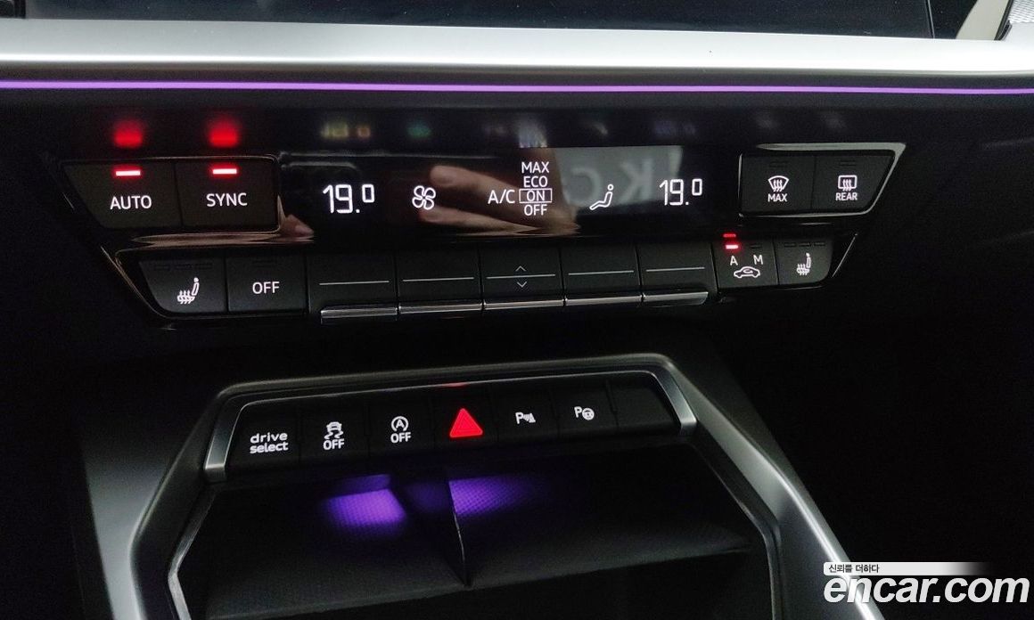 Audi A3 (8Y) фото 20