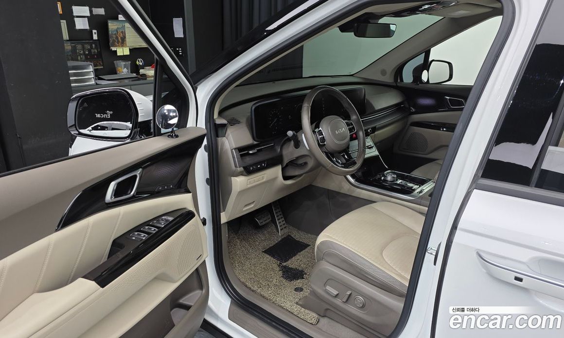 Kia Carnival 4th Gen фото 10
