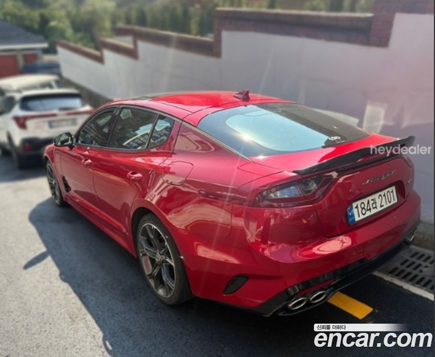 Kia Stinger фото 3