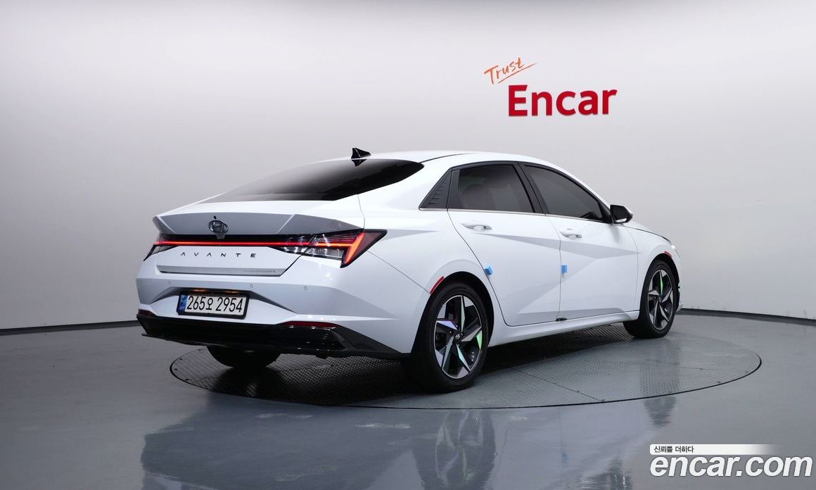 Hyundai Avante Hybrid (CN7) фото 2