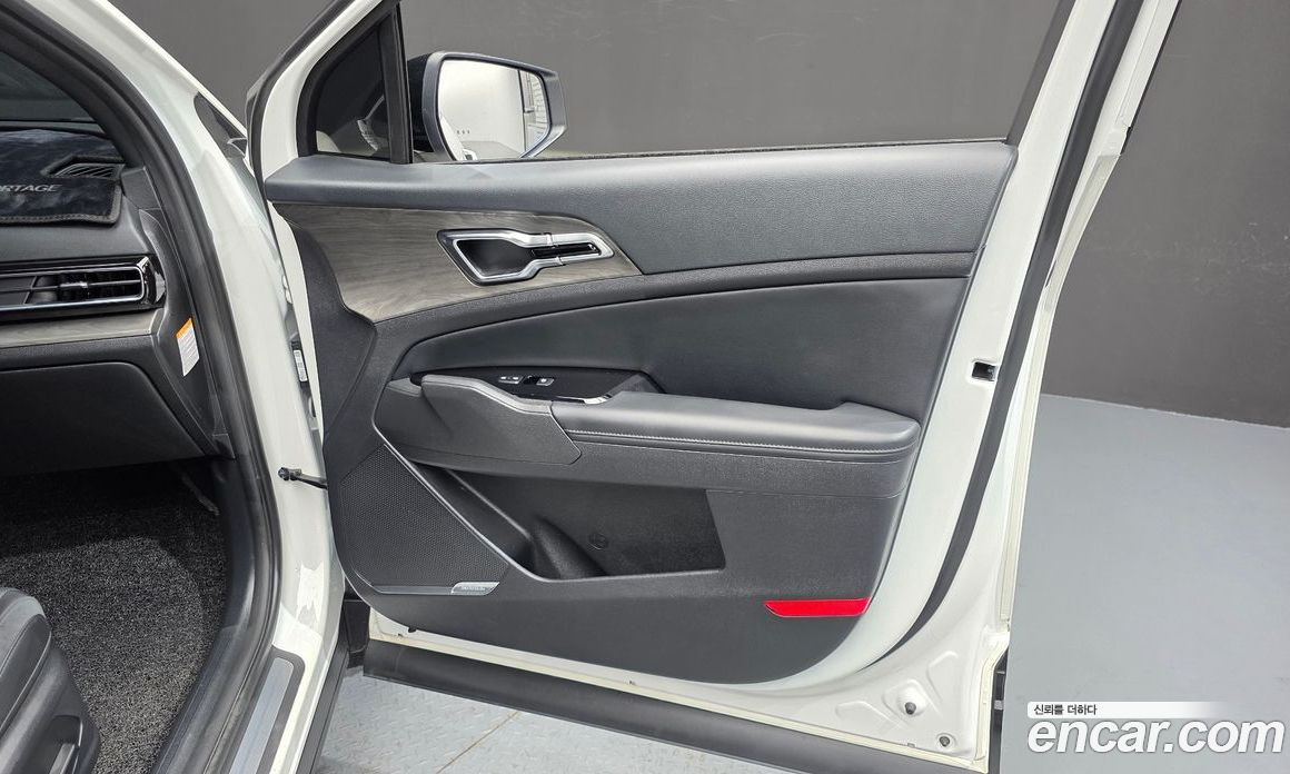 Kia Sportage 5th Gen Hybrid фото 25
