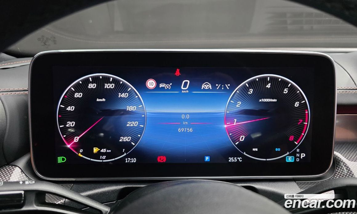 Mercedes-Benz C-Class W206 фото 16
