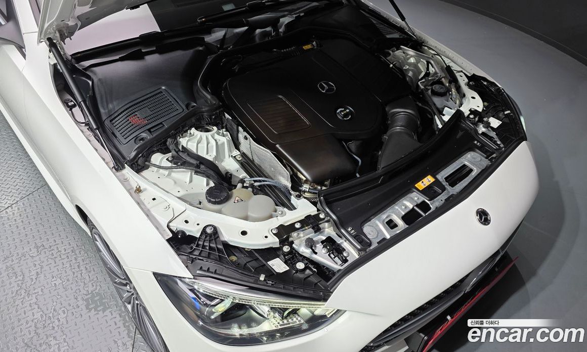 Mercedes-Benz C-Class W206 фото 20