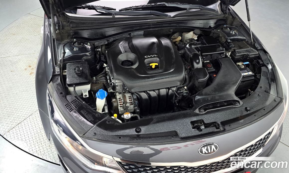Kia K5 2nd Gen фото 6