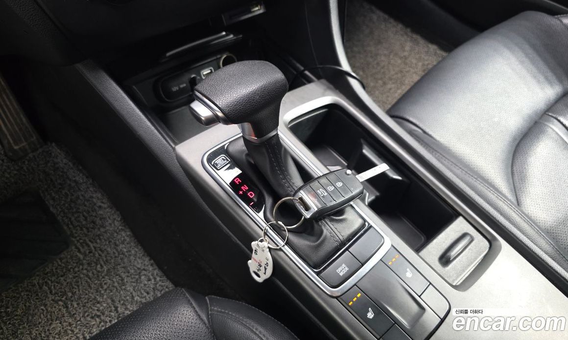 Kia K5 2nd Gen фото 9