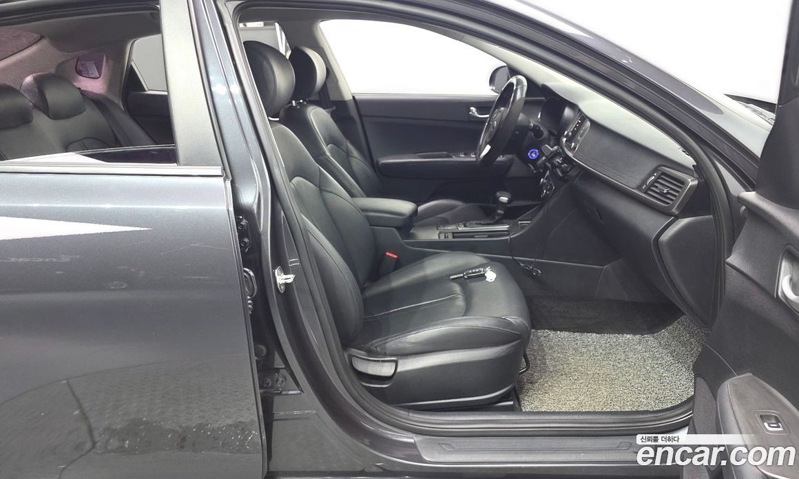 Kia K5 2nd Gen фото 26
