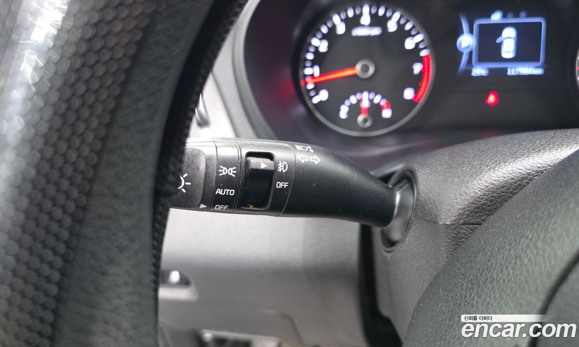 Kia K5 2nd Gen фото 27