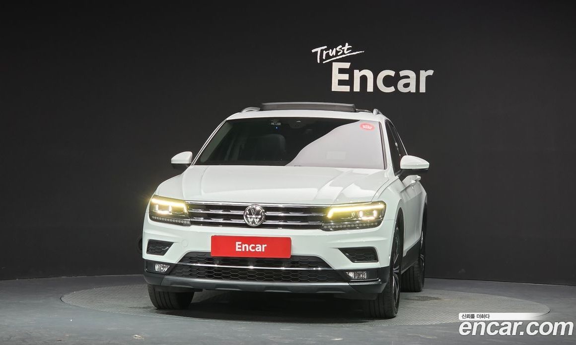 Volkswagen Tiguan 2nd Gen фото 3