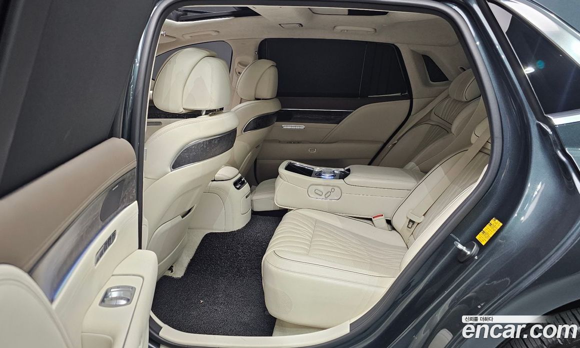 Genesis G90 (RS4) фото 12