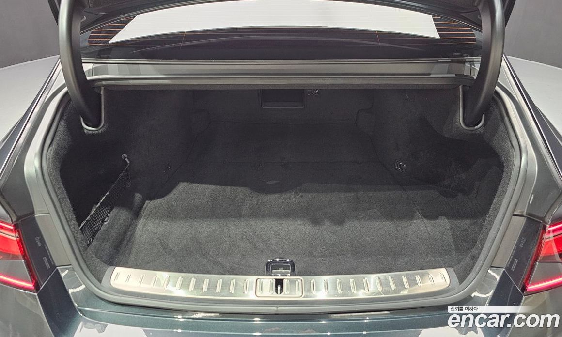 Genesis G90 (RS4) фото 28