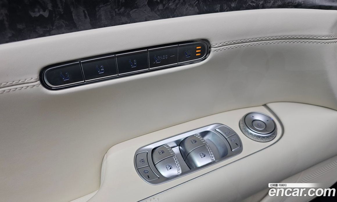 Genesis G90 (RS4) фото 31