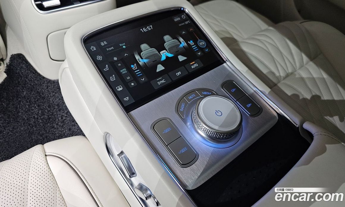 Genesis G90 (RS4) фото 32