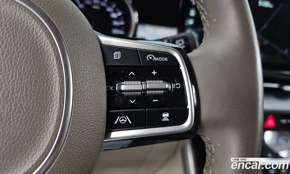 Kia Carnival 4th Gen фото 18