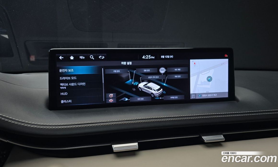 Genesis GV70 фото 16