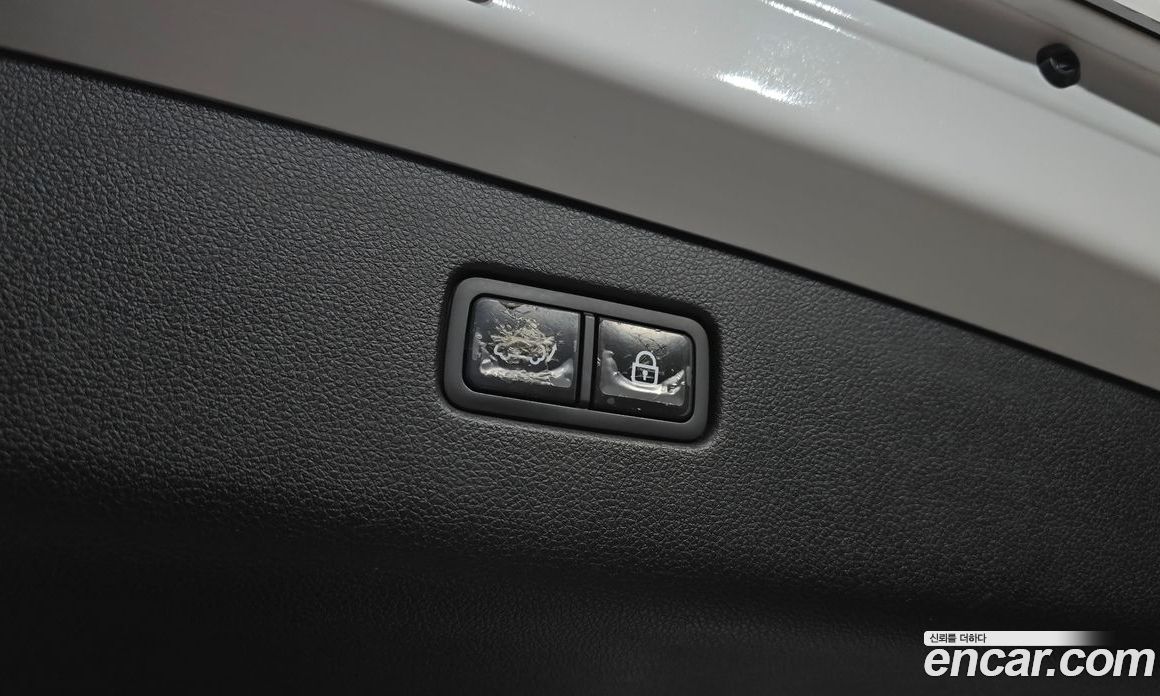 Genesis GV70 фото 20