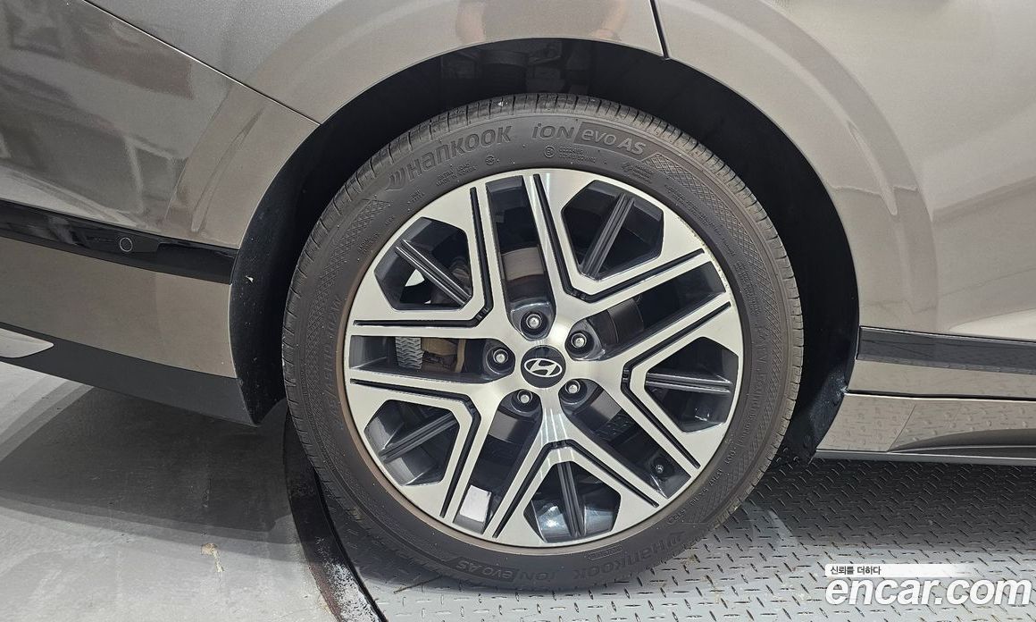 Hyundai Grandeur Hybrid (GN7) фото 5