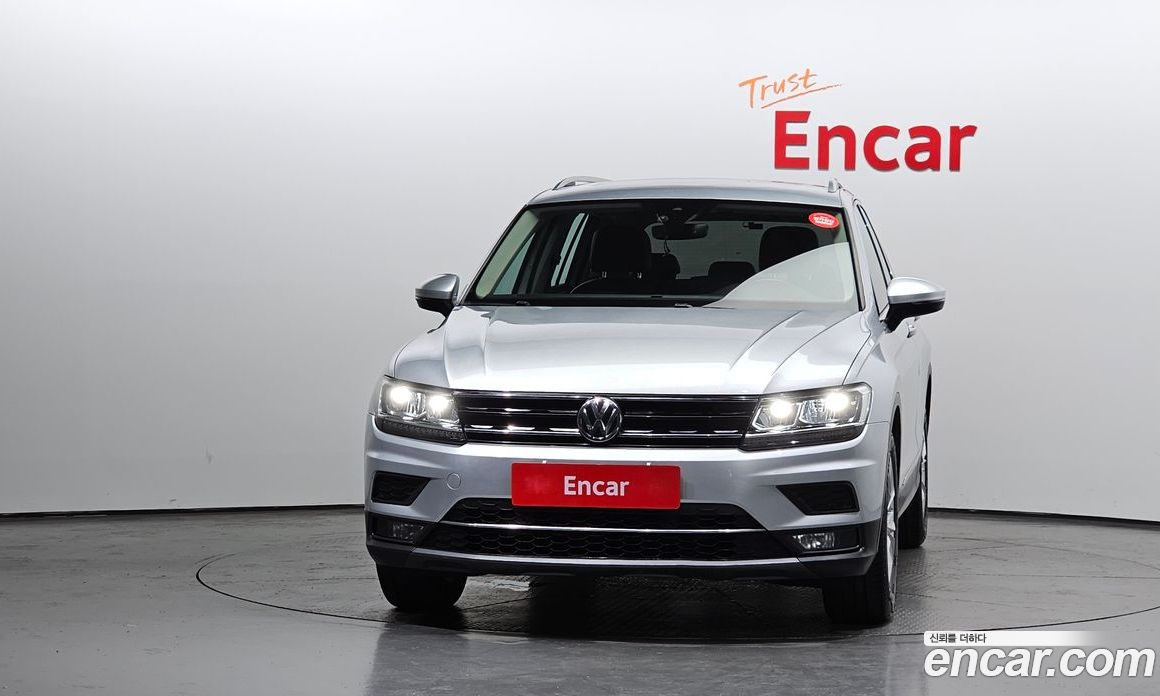 Volkswagen Tiguan 2nd Gen фото 3