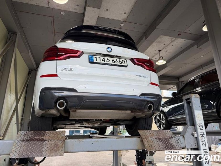 BMW X3 (G01) фото 2