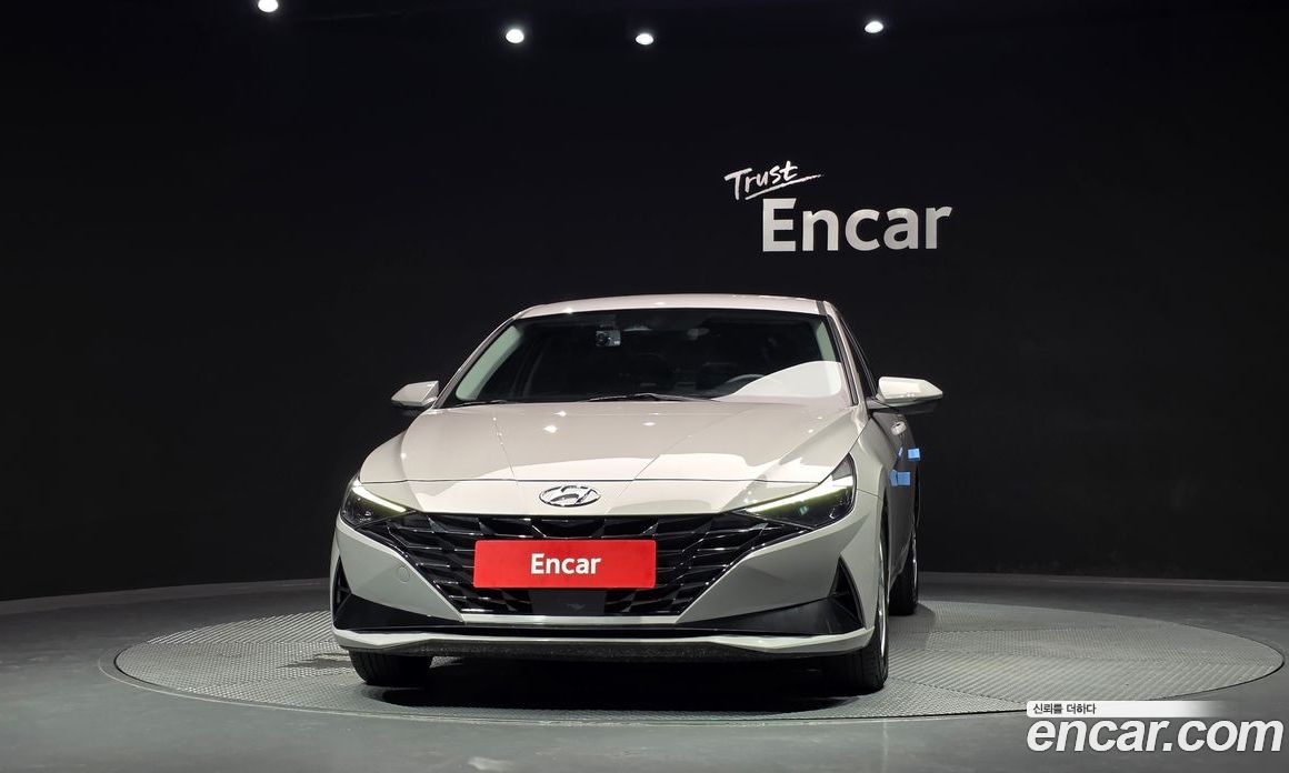 Hyundai Avante (CN7) фото 3