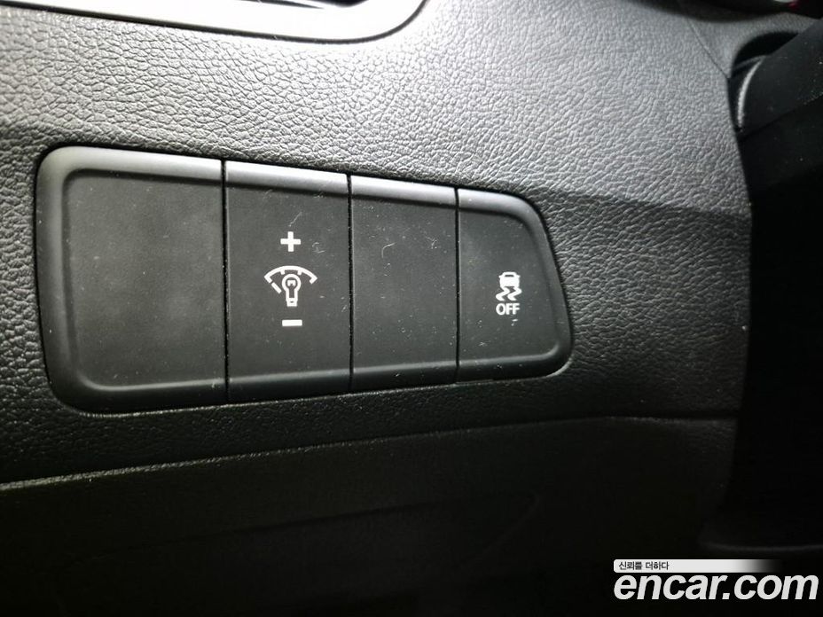 Hyundai Avante (MD) фото 19