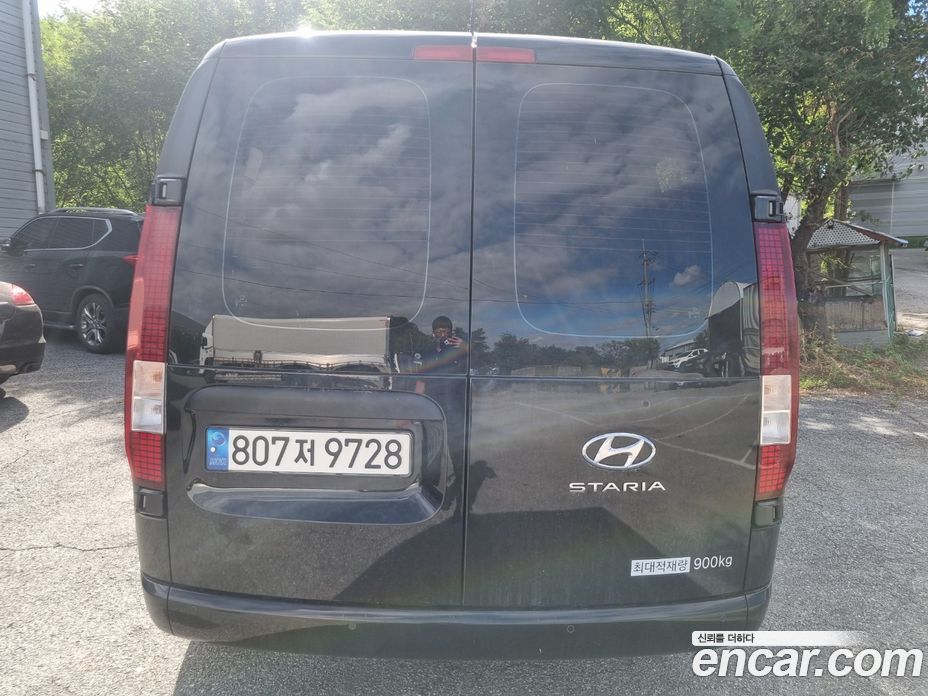 Hyundai Staria фото 6