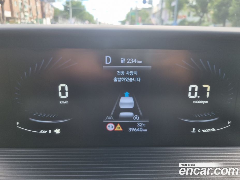 Hyundai Staria фото 11
