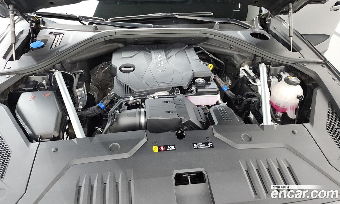 Genesis GV70 фото 6