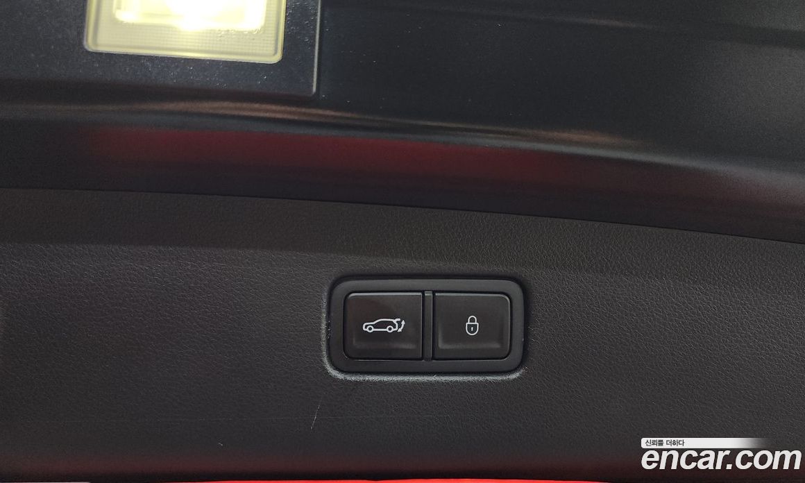 Genesis GV70 фото 18