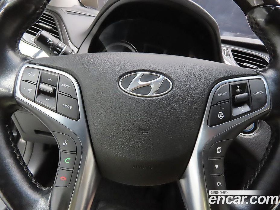 Hyundai Grandeur (HG) фото 13