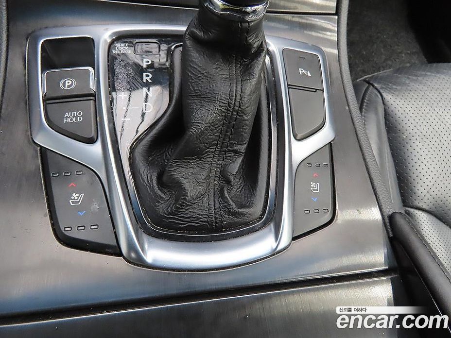 Hyundai Grandeur (HG) фото 15