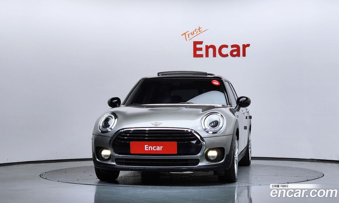 Mini Cooper Clubman фото 3