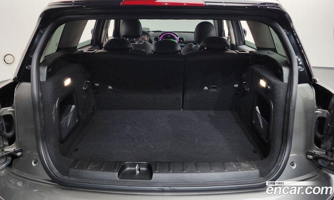 Mini Cooper Clubman фото 17