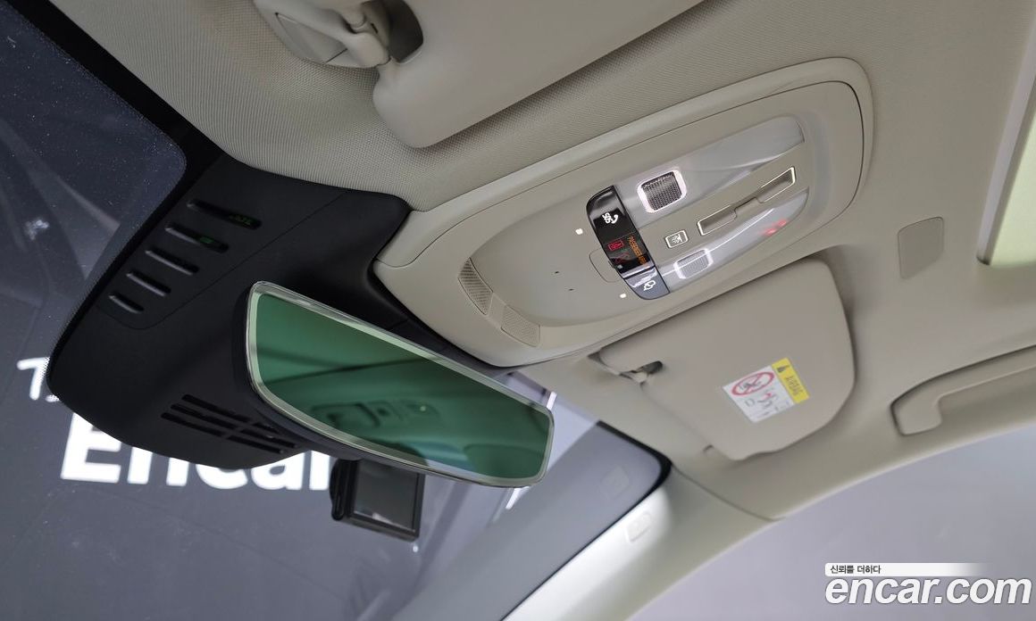 Volvo XC60 2nd Gen фото 28