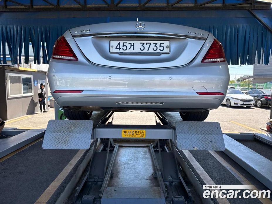 Mercedes-Benz S-Class W222 фото 2