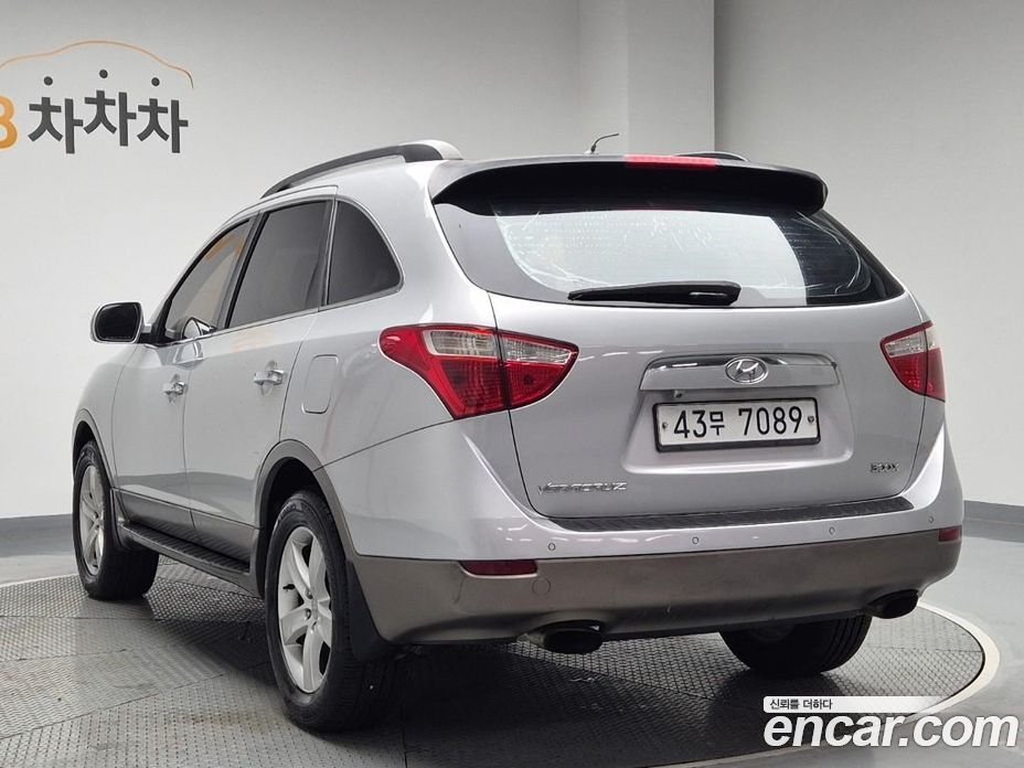 Hyundai Veracruz фото 2