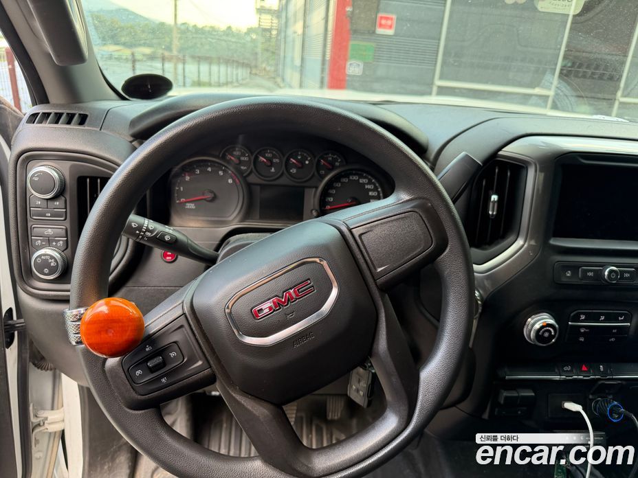 GMC Sierra фото 6