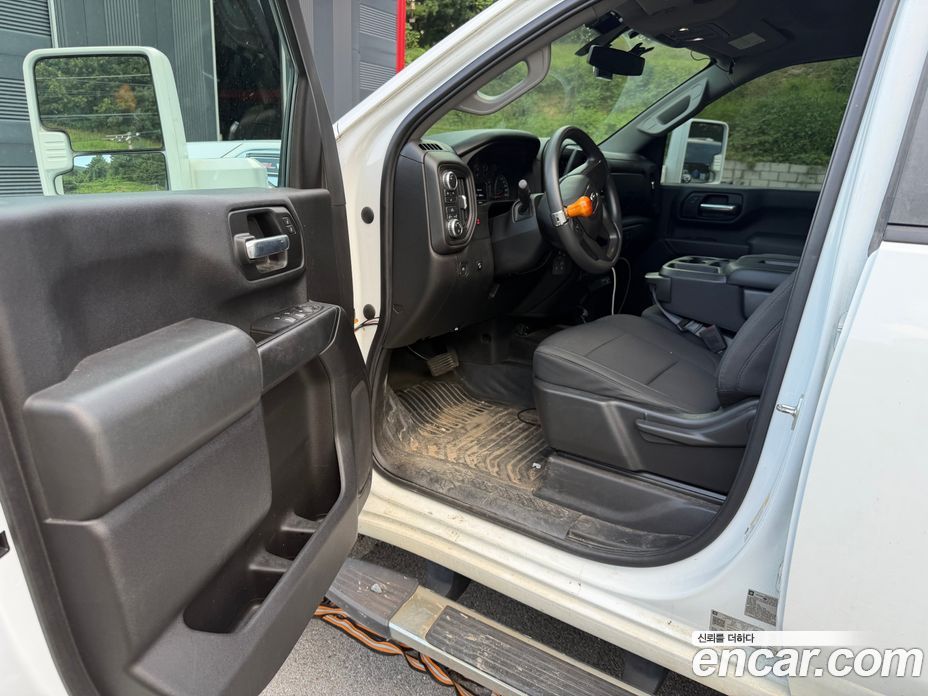 GMC Sierra фото 10