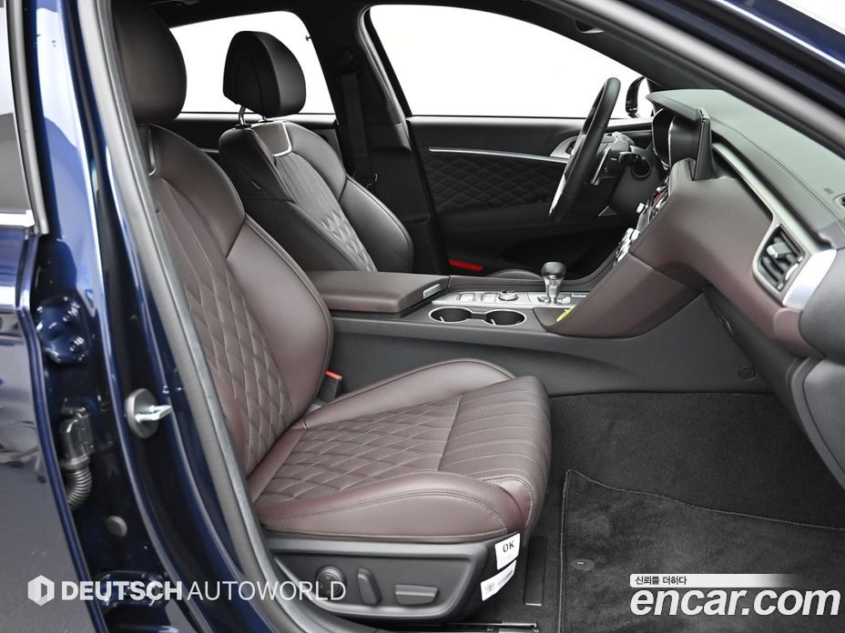 Genesis G70 Shooting Brake фото 10
