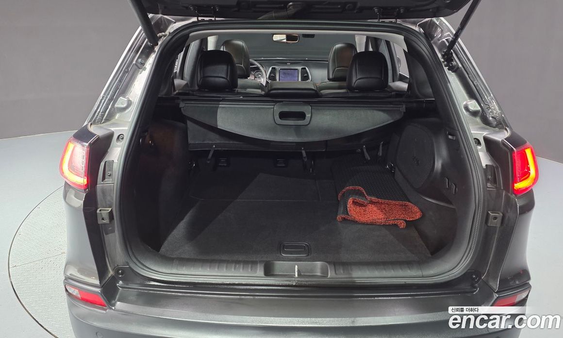Jeep Cherokee (KL) фото 20