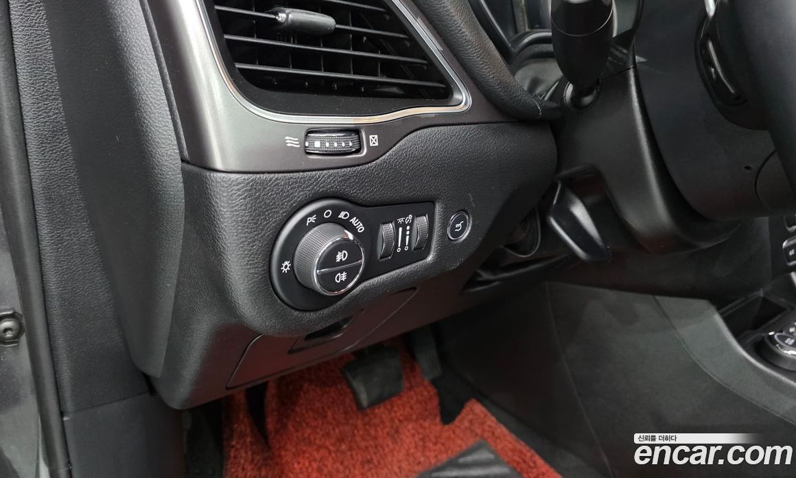 Jeep Cherokee (KL) фото 27